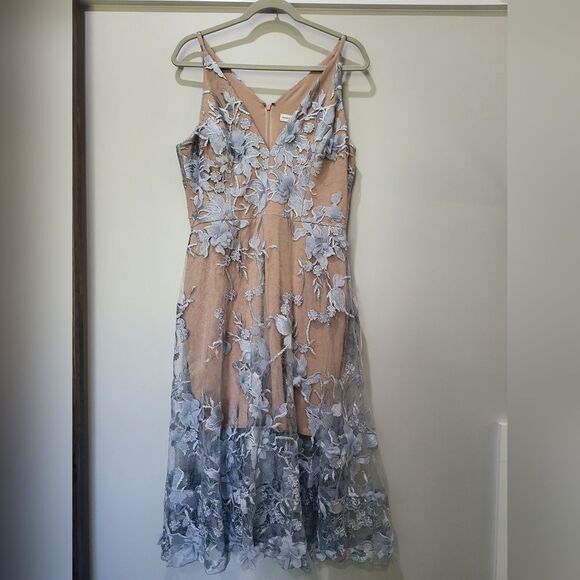 Dress The Population Audrey Embroidered Fit & Flare Dress NWT mineral blue XXL - Picture 2 of 4